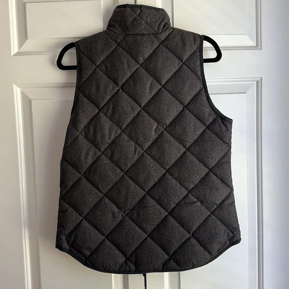 J Crew Vest - Picture 2 of 3